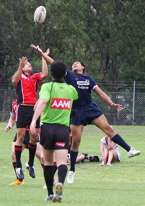 Endeavour SHS v Chifley College - NSWCHS St. Mary's Cup action (photo : ourfooty media) 