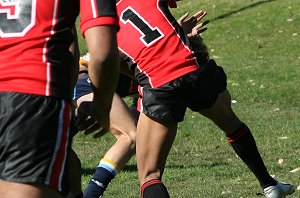 UNI SHIELD  - Endeavour SHS v Westfields SHS aCTioN (Photo's : ourfooty media)