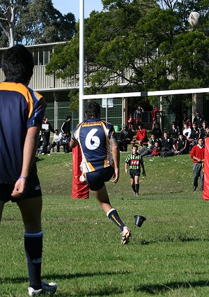 UNI SHIELD  - Endeavour SHS v Westfields SHS aCTioN (Photo's : ourfooty media)