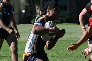 UNI SHIELD  - Endeavour SHS v Westfields SHS aCTioN (Photo's : ourfooty media)