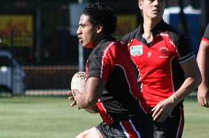 UNI SHIELD  - Endeavour SHS v Westfields SHS aCTioN (Photo's : ourfooty media)