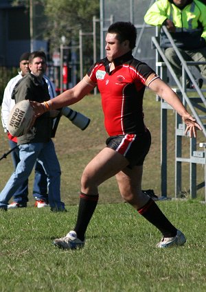 UNI SHIELD - Endeavour SHS v Westfields SHS aCTioN (Photo's : ourfooty media)