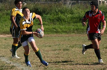 Hunter on the attack ( Photo : ourfooty media)