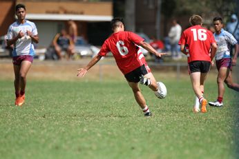 2015 CHS University Shield GAME Action - The HILLS SHS v Endeavour SHS (Photo : steve montgomery / OurFootyTeam.com) 