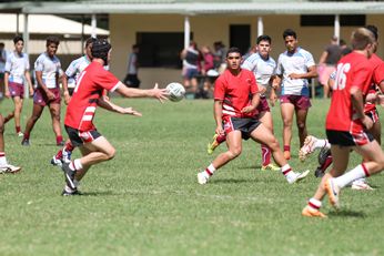 2015 CHS University Shield GAME Action - The HILLS SHS v Endeavour SHS (Photo : steve montgomery / OurFootyTeam.com) 