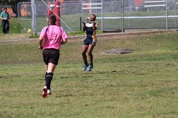 2015 CHS University Shield GAME Action - Endeavour SHS v Westfields SHS (Photo : steve montgomery / OurFootyTeam.com) 