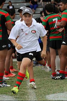 The South Sydney RABBITOH'S Ball Boys (Photo : steve montgomery / OurFootyTeam.com)