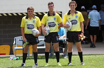 Ben McMurray, Patrick Mackey & Jack Hislop SG Ball Cup - Rnd 3 - Referee's (Photo : steve montgomery / OurFootyTeam.com)
