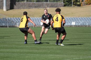 Teig Wilton - Endeavour SHS v BASS HS - gio Schoolboy Cup Quarter Final Action (Photo : steve montgomery / OurFootyTeam.com) 