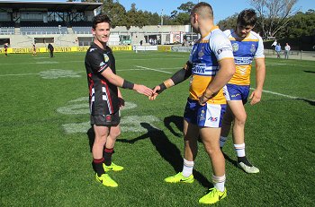 Jimmy Russell Endeavour SHS captain sharkes hands (Photo : Steve Montgomery / OurFootyTeam.com)