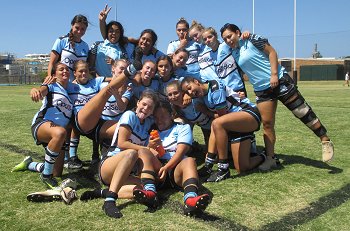Cronulla - Sutherland Sharks U18 Tarsha Gale Cup u18 Girls Rugby League Rnd 2 v Bulldogs TeamPhoto (Photo : steve montgomery / OurFootyTeam.com)
