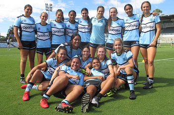 Cronulla - Sutherland Sharks U18 Tarsha Gale Cup u18 Girls Rugby League Rnd 5 v Dragons TeamPhoto (Photo : steve montgomery / OurFootyTeam.com)