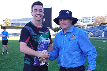Heathcote High's Blake Hosking recieves his Uni Shield Grand Final trophy from Mr. Kevin Stacey from the NSWCHS (Photo : steve montgomery / OurFootyTeam.com) 