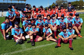 Tregear PS and Wamberal PS 2019 PSSA Classic Shield Grand Final TeamPhoto (Photo : steve montgomery / OurFootyTeam.com) 