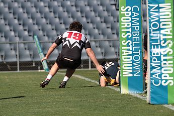 Westfields Sports High School v Erindale College National Schoolboy Cup Quarter Finals - Action (Photo : steve montgomery / OurFootyTeam.com)