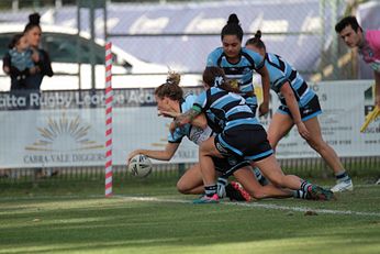 Chey Hatch dives in the corner for a try - Cronulla - Sutherland Sharks v Cabramatta 2 Blues HN Woman's Premiership Action (Photo : steve montgomery / OurFootyTeam.com)