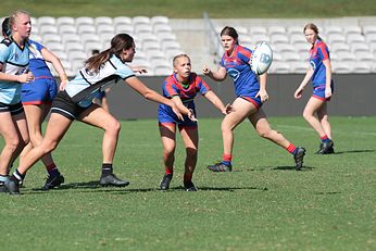SEMI FINALS - Newcastle Knights v Cronulla Sharks Tarsha Gale Cup u18 Girls Rugby League Trial Match Action (Photo : steve montgomery / OurFootyTeam.com)