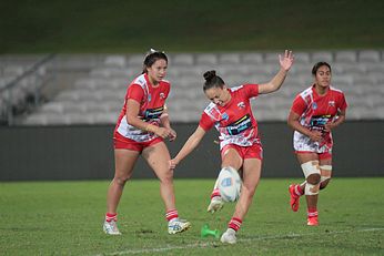 Tarsha Gale Cup u18 Girls Rugby League Illawarra Steelers v Parramatta Eels Action (Photo : steve montgomery / OurFootyTeam.com)