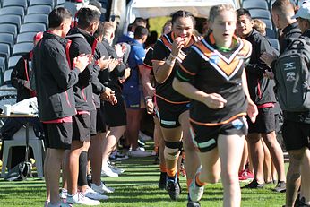 Tarsha Gale Cup WestsTigers v Illawarra Steelers U18 Tarsha Gale Cup u18 Girls Rugby League Rnd 12 Action (Photo : steve montgomery / OurFootyTeam.com)