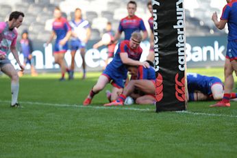 Newcastle KNIGHTS v Canterbury-Bankstown BULLDOGS Harold Matthews Cup GRAND Final (Photo : Steve Montgomery / OurFootyTeam.com)