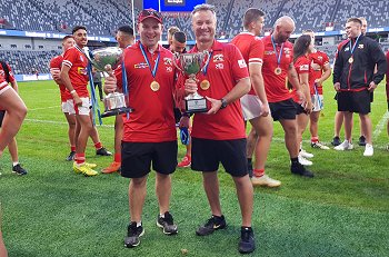 Ben Linde and Daniel Lacey with bioth the SG Ball Cup and Tarsha Gale Cup's (Photo : Steve Montgomery / OurFootyTeam.com)