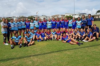 Cronulla Sharks and Newcastle Knights Tarsha Gale Cup u18 Girls Rugby League Rnd 6 GroupPhoto (Photo : steve montgomery / OurFootyTeam.com)