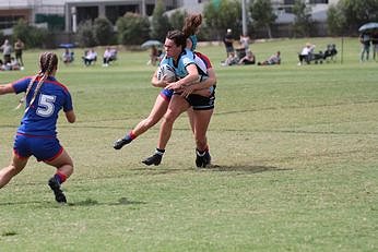 Newcastle Knights v Cronulla Sharks Tarsha Gale Cup Rnd 6 u18 Girls Rugby League Action (Photo : steve montgomery / OurFootyTeam.com)