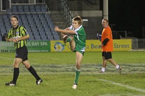 Ryan Willis kicks to the sideline - De la Salle Vs Gymea Gorilla's Rnd 3 at Shark Park ( Photo : ourfooty media)