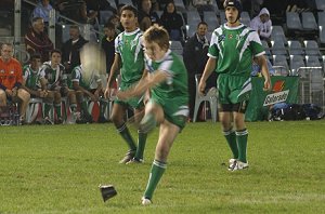 Ryan Willis kicks the ball back to De La - De la Salle Vs Gymea Gorilla's Rnd 3 at Shark Park ( Photo : ourfooty media)