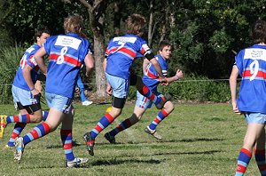 De La Salle Vs Engadine Dragons U 15a's Rnd 17 action ( Photo : ourfooty media ) 