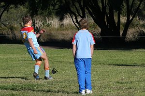 De La Salle Vs Engadine Dragons U 15a's Rnd 17 action ( Photo : ourfooty media ) 