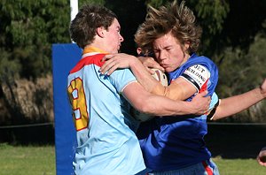 De La Salle Vs Engadine Dragons U 15a's Rnd 17 action ( Photo : ourfooty media ) 
