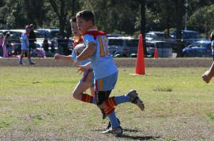 De La Salle Vs Yarrawarra Tigers U 8B's action (Photo's : ourfooty media) 