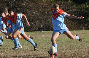 De la Salle Vs Aquinas Colts Rnd 9 (Photo : ourfooty media)