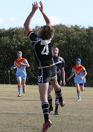 2009 U16B's Grand Final Action De La Salle v Cronulla Caringbah (Photo's : ourfootymedia)