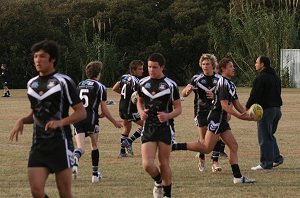 Cronulla Caringbah Under 16A's warm up for their clash with the Dragons (Photo's : ourfooty media) 