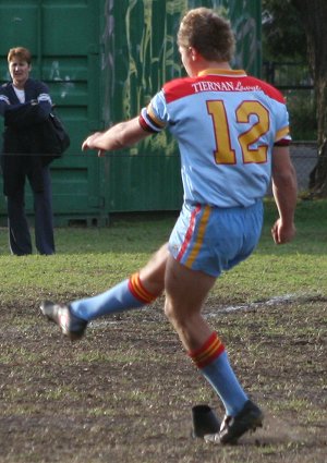 Reece Davidson coverts one of his 8 goals - De La Salle v St. John's Bosco U16A's Rnd 8 aCTioN (Photo's : ourfooty media)