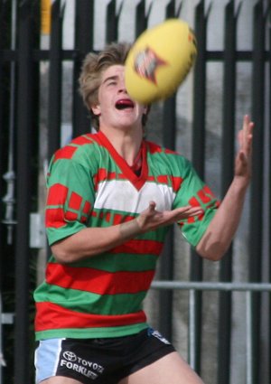Sharks Knockout's Under 16's Grand Final - Engadine HS v Heathcote HS action (Photo : ourfooty media)