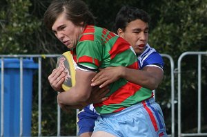 Sharks Knockout's Under 16's Grand Final - Engadine HS v Heathcote HS action (Photo : ourfooty media)