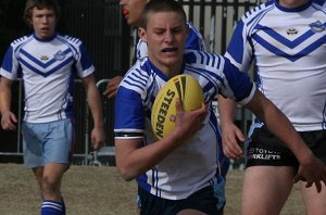 Sharks Knockout's Under 16's Grand Final - Engadine HS v Heathcote HS action (Photo : ourfooty media)