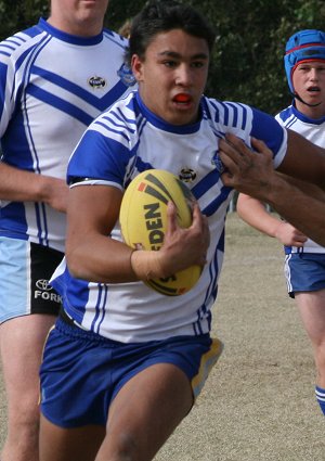 Sharks Knockout's Under 16's Grand Final - Engadine HS v Heathcote HS action (Photo : ourfooty media)