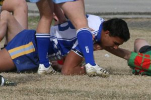 Sharks Knockout's Under 16's Grand Final - Engadine HS v Heathcote HS action (Photo : ourfooty media)
