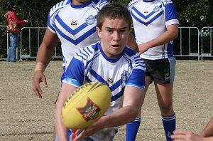 Sharks Knockout's Under 16's Grand Final - Engadine HS v Heathcote HS action (Photo : ourfooty media)