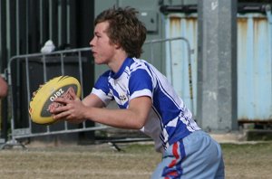 Sharks Knockout's Under 16's Grand Final - Engadine HS v Heathcote HS action (Photo : ourfooty media)