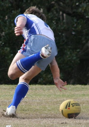 Sharks Knockout's Under 16's Grand Final - Engadine HS v Heathcote HS action (Photo : ourfooty media)