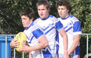 Sharks Knockout's Under 16's Grand Final - Engadine HS v Heathcote HS action (Photo : ourfooty media)