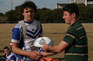 Sharks Knockout's Under 16's Grand Final - Engadine HS v Heathcote HS action (Photo : ourfooty media)