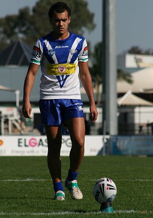 Peter Irwin lines up the goal - 2009 Harold Matthew's & National U16 Championships Grand Final Canterbury Bulldogs v Parramatta Eels - ACTioN (Photo's : ourfooty media) 