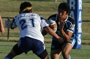 Joseph Drinkwater runs the footy for the Sharks - Bulldogs vs Sharks Matty's Cup trial game 