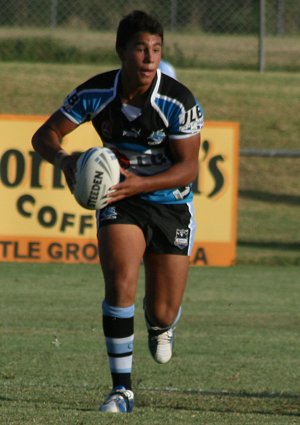 Michael Lichaa running to a gap in the Bulldogs vs Sharks Matty's Cup trial game